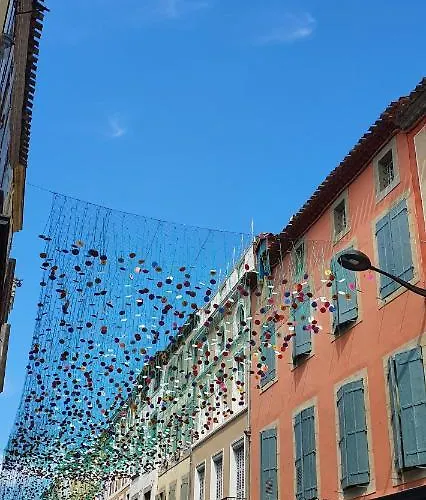A 200 Metres Du Chateau : Maison De Carcassonne