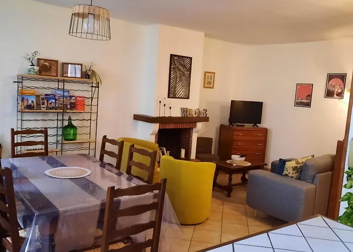 Vakantiehuis A 200 Metres Du Chateau : Maison De